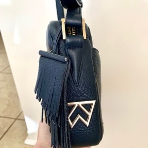 Kelly Wynne Navy Mingle Mama crossbody